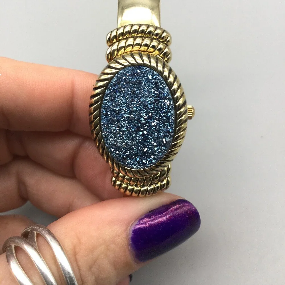 Gem Essence Womens Watch 22mm MOP Gold Tone Bangle Blue Cover B8505 New Battery